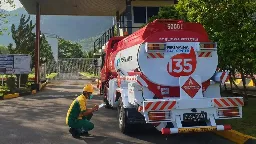 Elnusa Petrofin Mendukung Ketahanan Energi Melalui Penyaluran Perdana Biosolar Industri B50