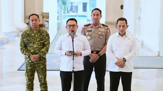 Intruksi Masif Istana: Presiden Prabowo Perketat Operasi Udara dan Pasukan Gabungan Atasi Karhutla