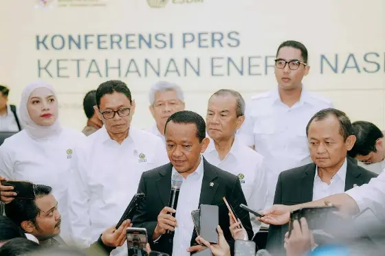Bahlil Tegaskan Izin Sawit Bukan untuk Tambang: Tim Gakkum ESDM Dalami Pelanggaran Perusahaan Asing
